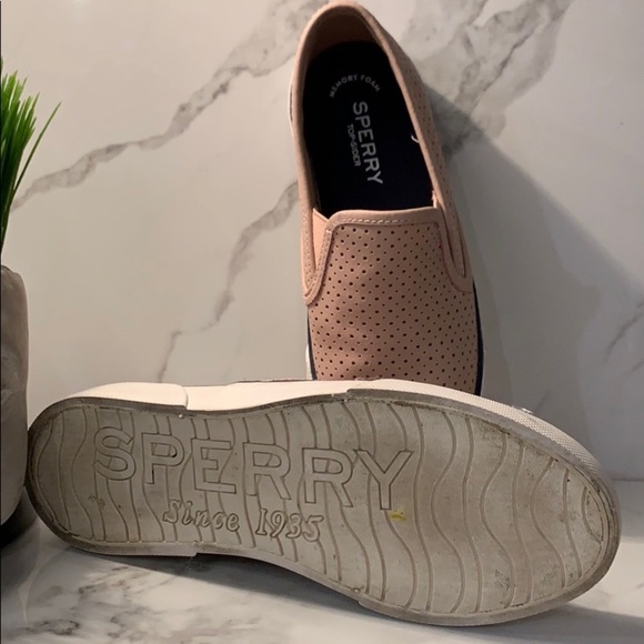 Blush Pink Leather Sperry's - Picture 4 of 6